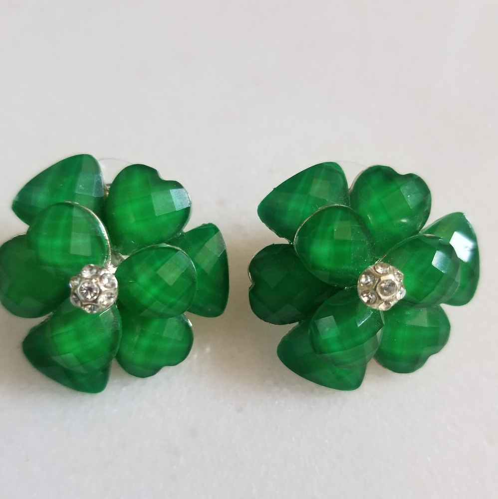 Green flower earrings